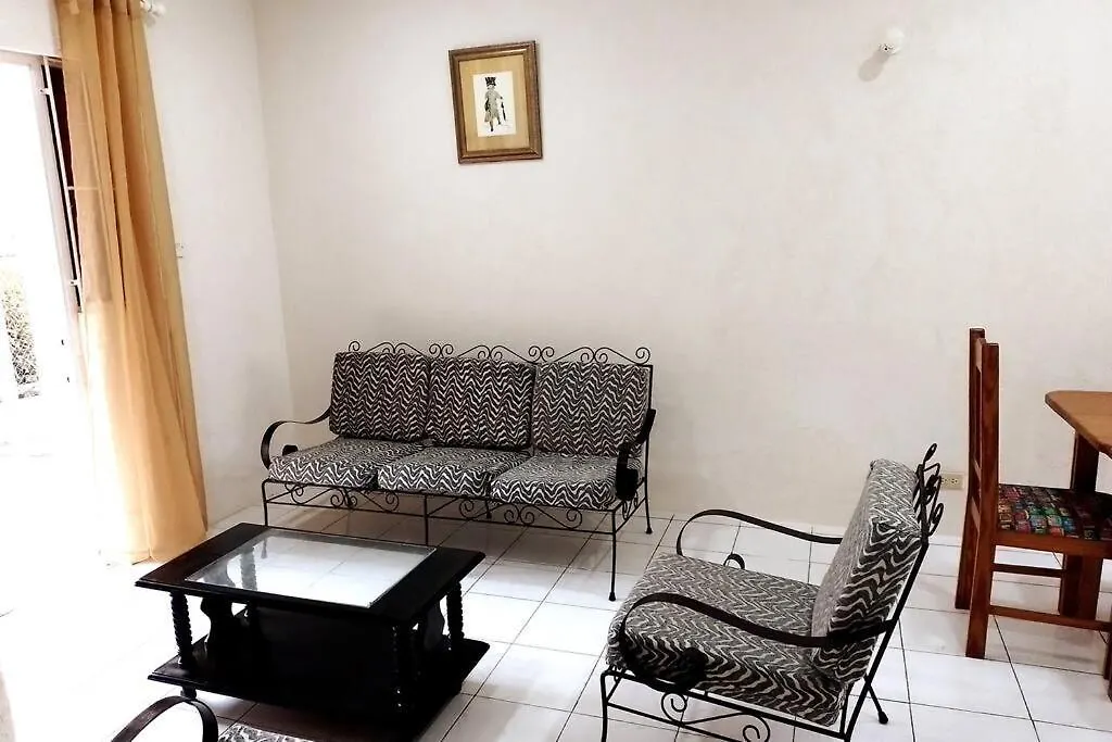 Coastal View7 Apt #3 Christ Church 0*,  Barbados